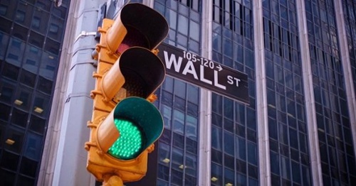 Green Traffic Light on Wall Street 